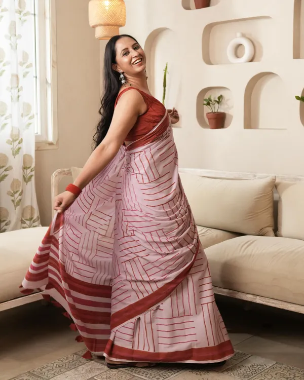 Mauve_Cotton_Geometry_H_Block_Printed_Mul_Saree_With_Tassels_For_Women